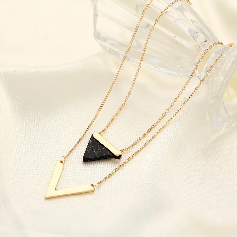 Geometric Black Triangle Stone Pendant Necklace - Gold Tone