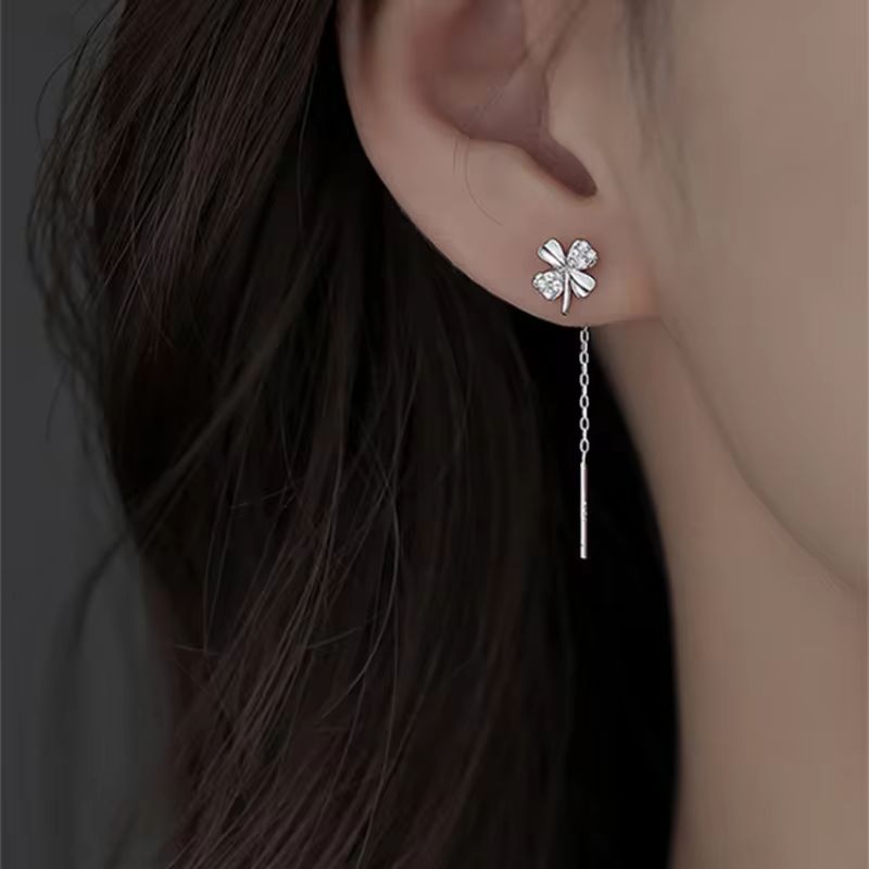 Crystal Clover Hang Threaders - Silver Tone