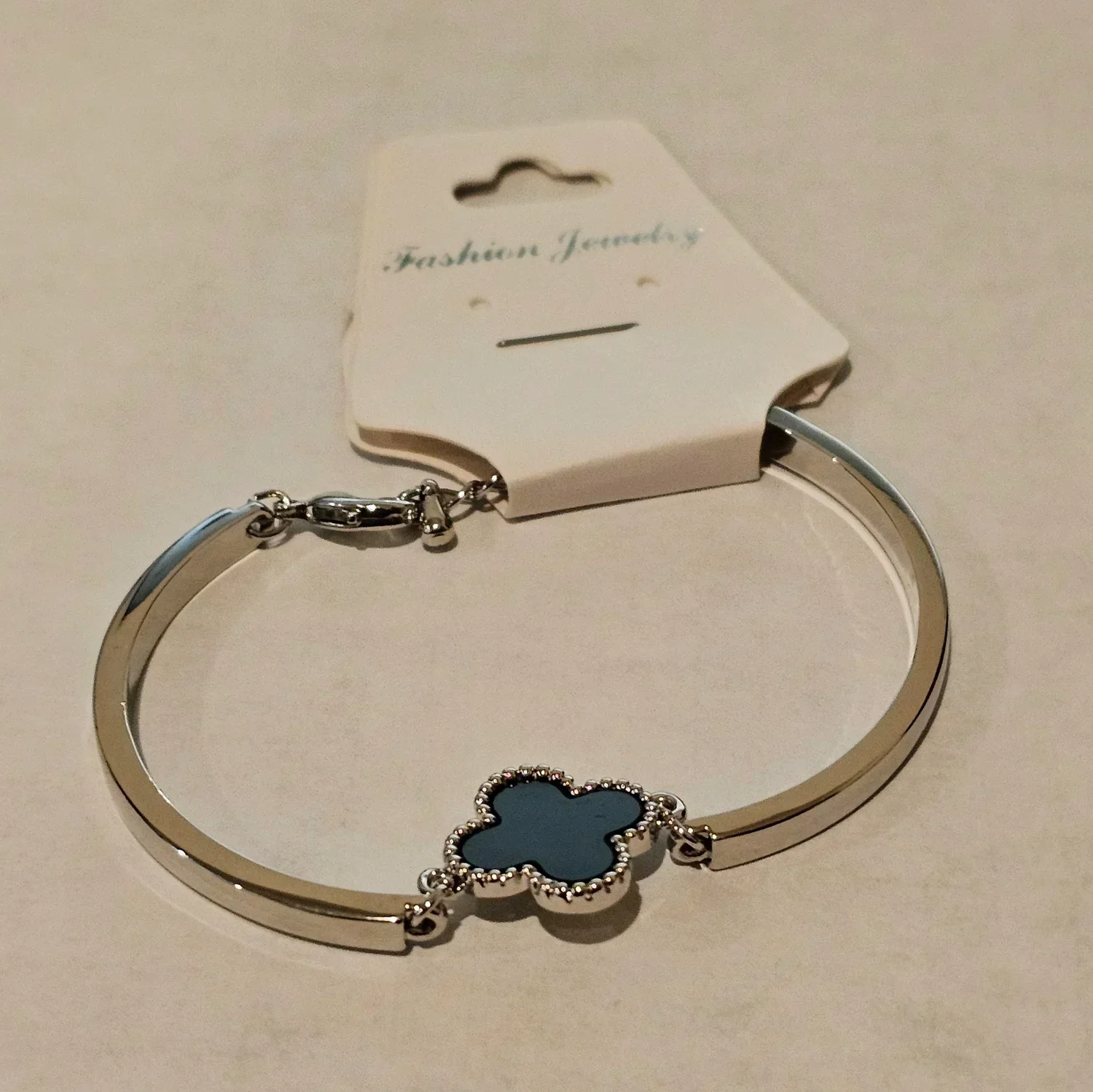 Clover Bracelet - Silver Tone