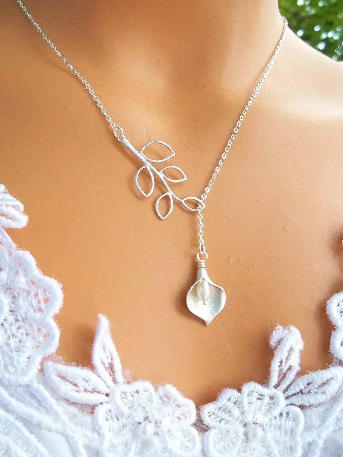 Handmade Calla Lily with Pearl Set (3 Pieces)