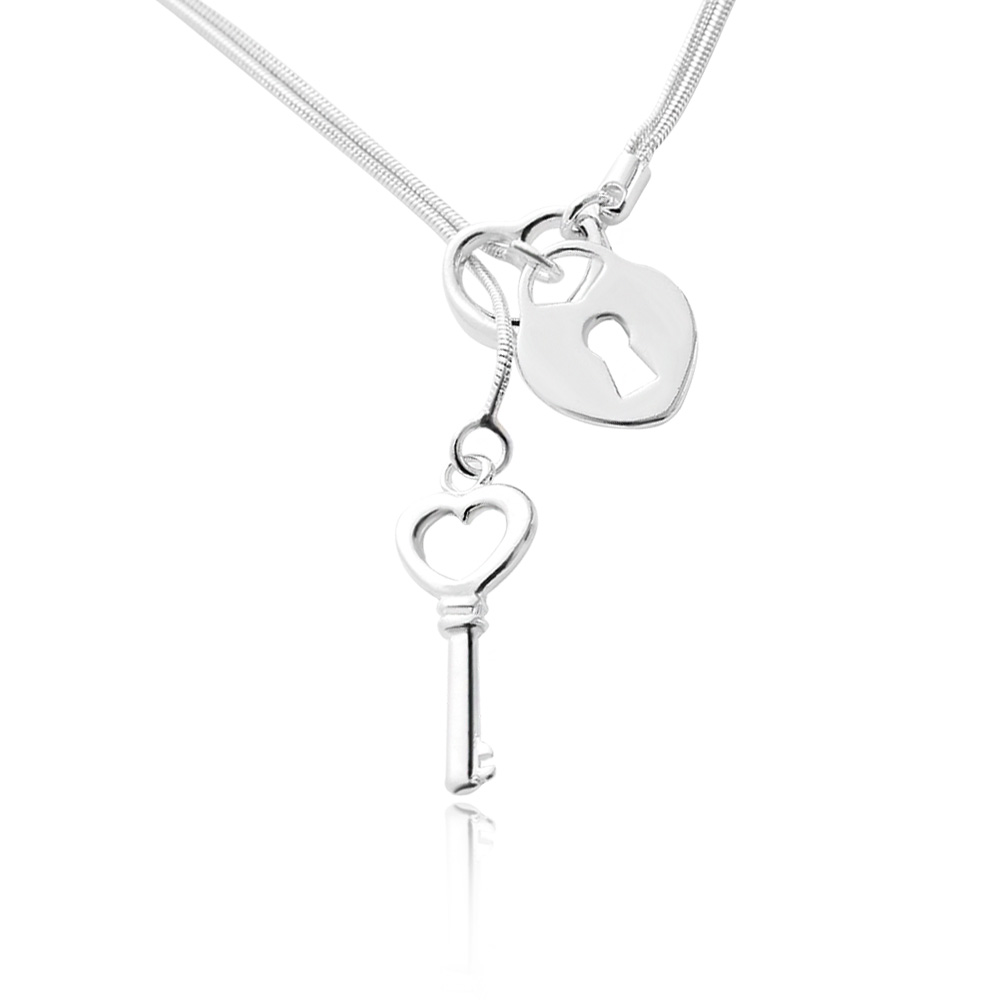 Locking Love Pendant chain Necklace - (S925) Silver Plated